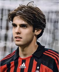 为什么新手不建议玩同花连张？解析听牌的陷阱（新手慎玩同花连张：听牌陷阱解析）